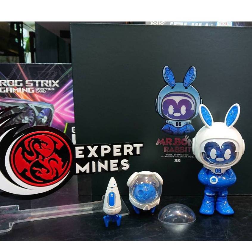 **สินค้าพร้อมจัดส่งในไทย** MR.BONE RABBIT 06 IN 2023 LIMITED