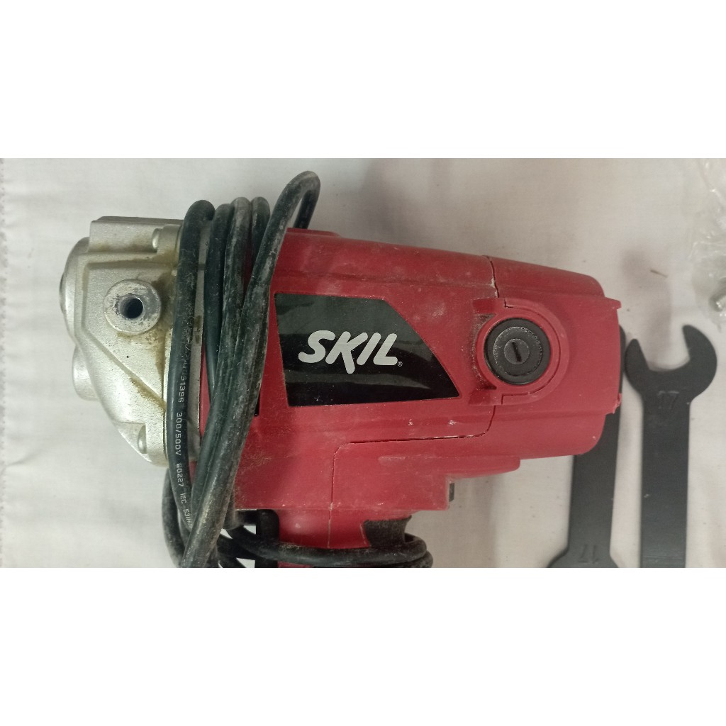 SKIL เครื่องขัดเงา SKIL polisher  750 W มือสอง