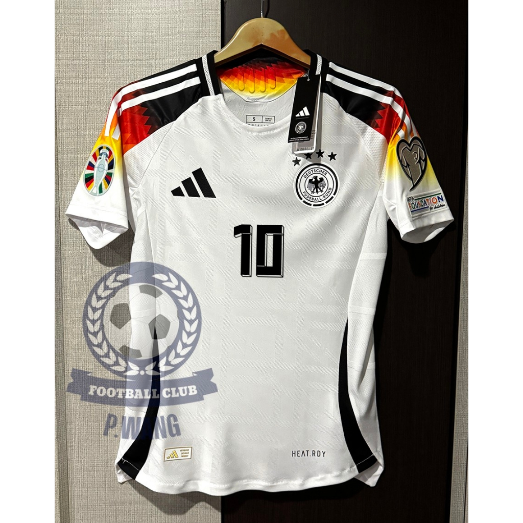 New!! เสื้อฟุตบอลทีมชาติ เยอรมัน Home เหย้า ยูโร 2024 [ PLAYER ] เกรดนักเตะ พร้อมชื่อเบอร์นักเตะในทีมครบทุกคน+อาร์มยูโร