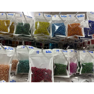 ลูกปัดเม็ดทรายยี่ห้อKสอดใส้ขนาด 4มิลถุง70กรัม