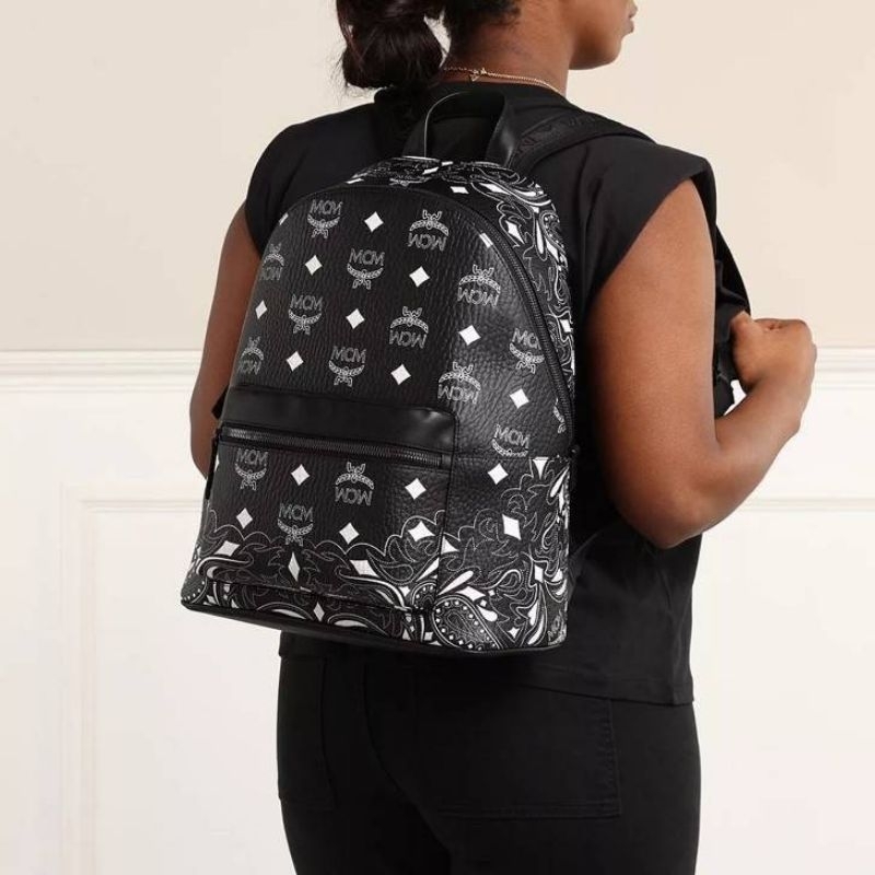กระเป๋าเป้ สีดำ NEW MCM STARK FAUX LEATHER BACKPACK 
✅🖤Size Medium