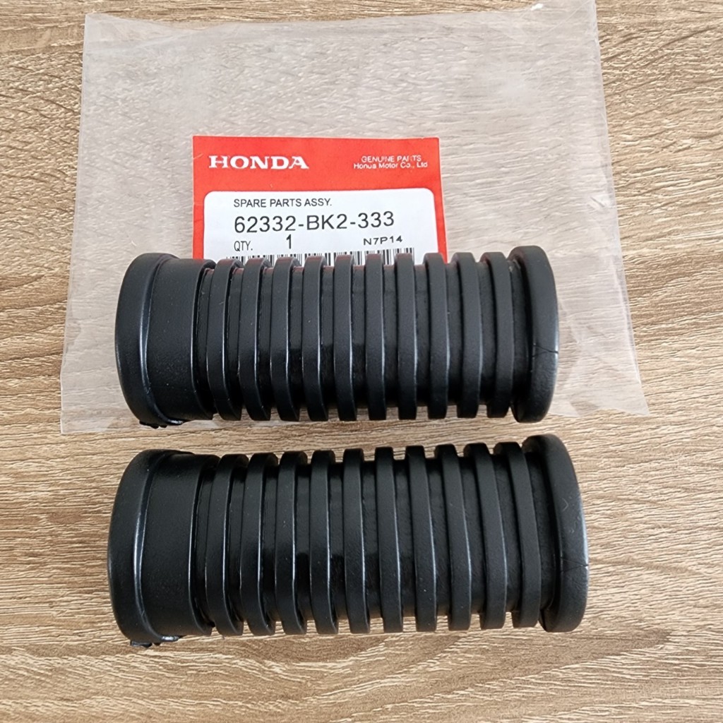 ยางพักเท้าหน้า WAVE100 / WAVE110S / WAVE125 / DREAM NEW เกรดแท้ ยางพักเท้า เวฟ100 เวฟ125 ดรีม125