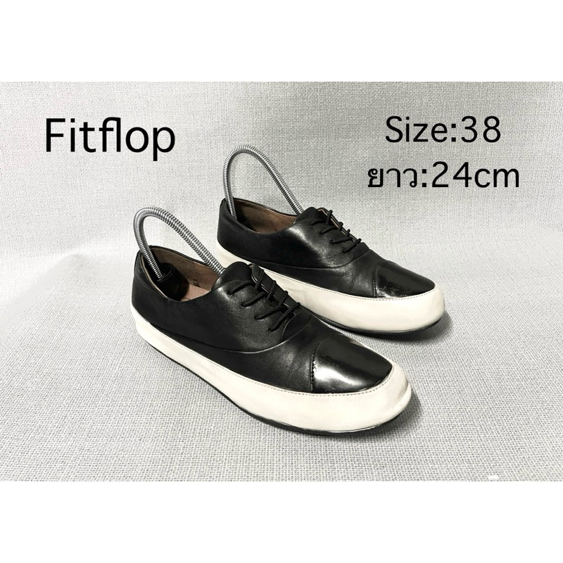 FitFlop ฟิตฟลอป รองเท้าแบบสวมหนังสีดำเงา รองเท้าเพื่อสุขภาพ มือสองของแท้ สภาพดีมาก