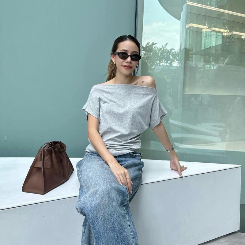 JARIN | MESSY TOP เสื้อปาดไหล่ผ้าพรีเมี่ยม
