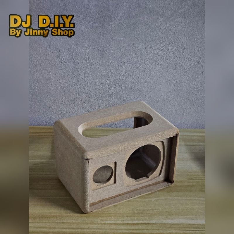 ตู้เปล่า 3นิ้ว1ดอก แหลม1ดอก พาสชีฟหลัง3นิ้ว