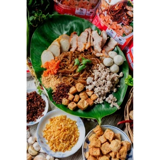 ก๋วยเตี๋ยวแห้ง สำเร็จรูป แม่จ๋า ซองใหญ่ เครื่องเยอะ ซอสก๋วยเตี๋ยวแห้ง สูตรเด็ด