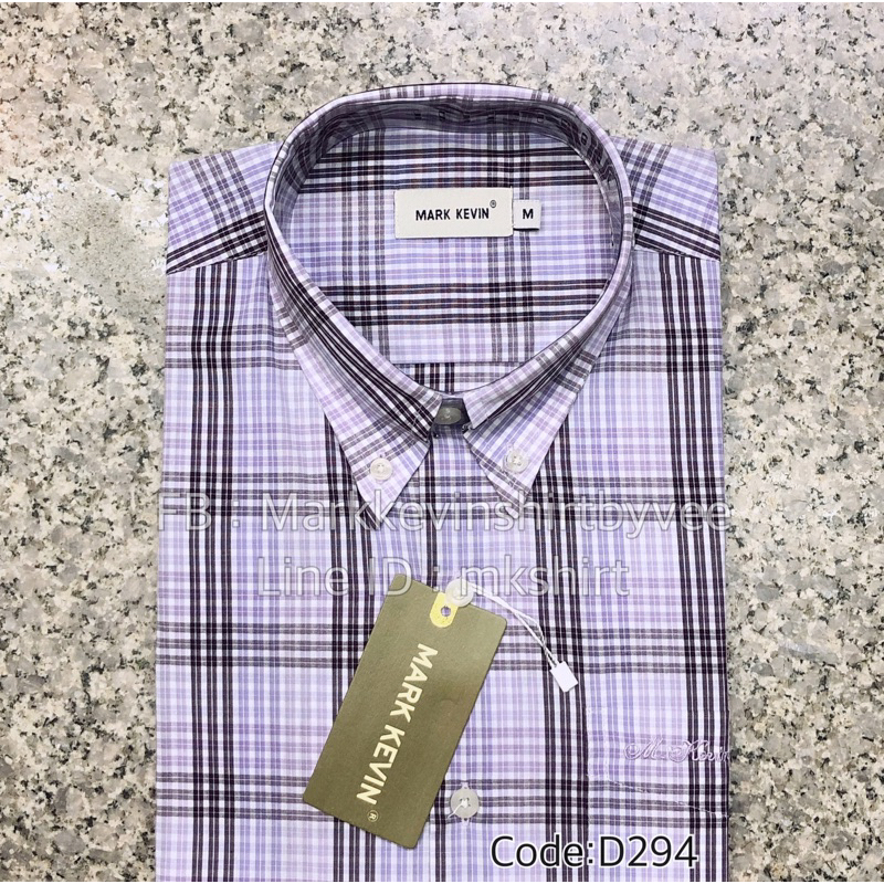 เสื้อเชิ้ตลาย โทนสีม่วง แขนสั้นนะคะ