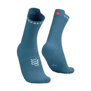COMPRESSPORT ถุงเท้าวิ่ง Pro Racing Socks v4.0 Run High ยาวครึ่งแข้ง ไร้ตะเข็บ แห้งไว สีใหม่