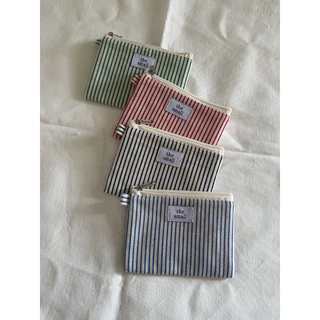 wallet | striped pattern กระเป๋าตังค์แบบ 3 ช่อง by the.smallstuff