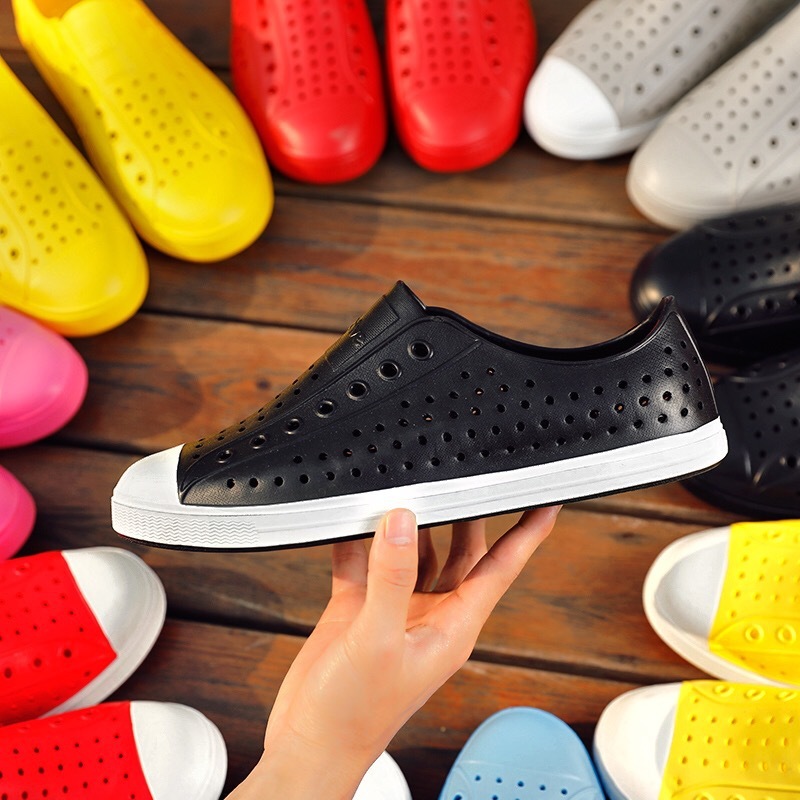 LUCK28🔥จัดส่งจากไทย🔥wnc native รองเท้ายาง กันน้ำกันลื่น รองเท้า ลุยน้ำ ระบายอากาศได้ดี ขนาด 36-44