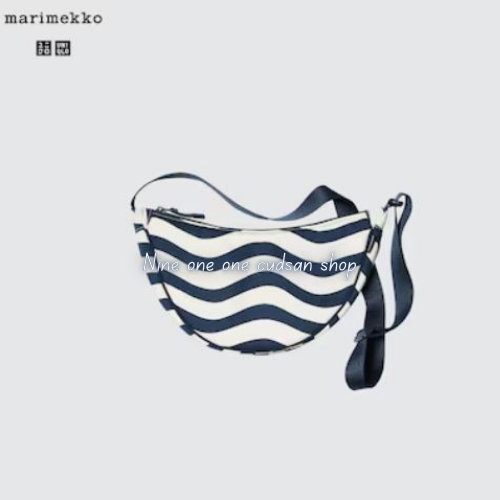 กระเป๋าสะพายข้าง มารีเมกโก๊ะ Marimekko X  U n i q l o ของแท้ W's Round Shoulder bag ของแท้