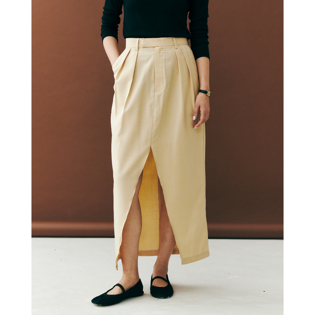Pudee Her home wool skirt กระโปรงเอวสูงผ่าหน้า (สินค้ารอตัด 7-10 วัน)