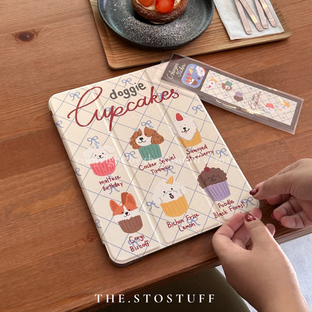 Doggie cupcakes iPad case by the.stostuff | for iPad Mini 6, Gen 7/8/9/10, Air 3/4/5/6, Pro 11/12.9/13