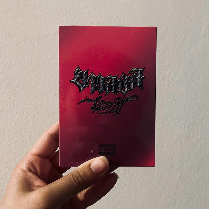 เทป Youngohm - Bangkok Legacy + Sticker (Cassette Tape)