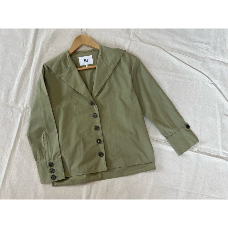 RBS x cotton คอปก สีเขียวมะกอกสวยมาก ใหม่มาก อก 38 ยาว 23 Code: 2824(5)