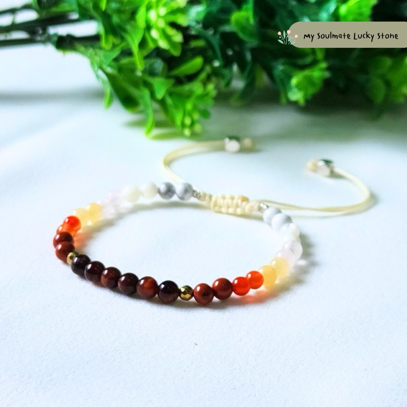 ✨กำไลหิน Red-White 4 mm. กล้าเผชิญหน้า ปกป้องดวงชะตา งานเงินทอง สมดุลจิตใจ คนเอ็นดู หินธรรมชาตินำโชค - รูปที่ 2