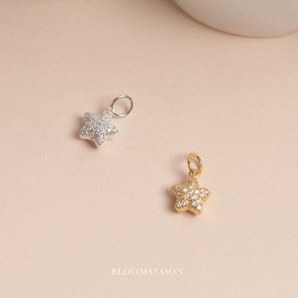 Bloomsnoon, Twinkle Star Charm จี้เพชรรูปดาว (silver925)