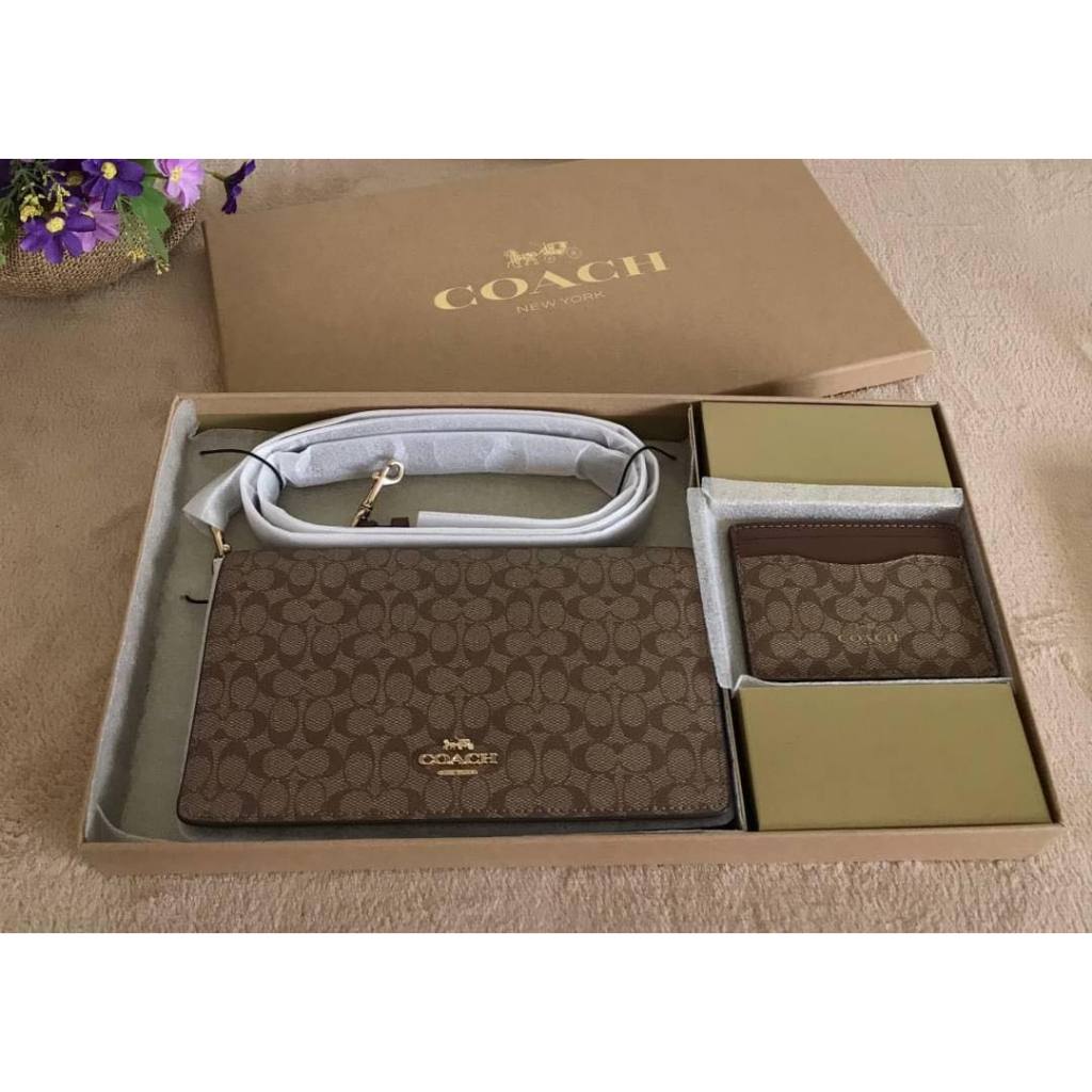 🥨 COACH CE879 Boxed Anna Foldover Clutch Crossbody And Card Set In Signature Canvas 🥨