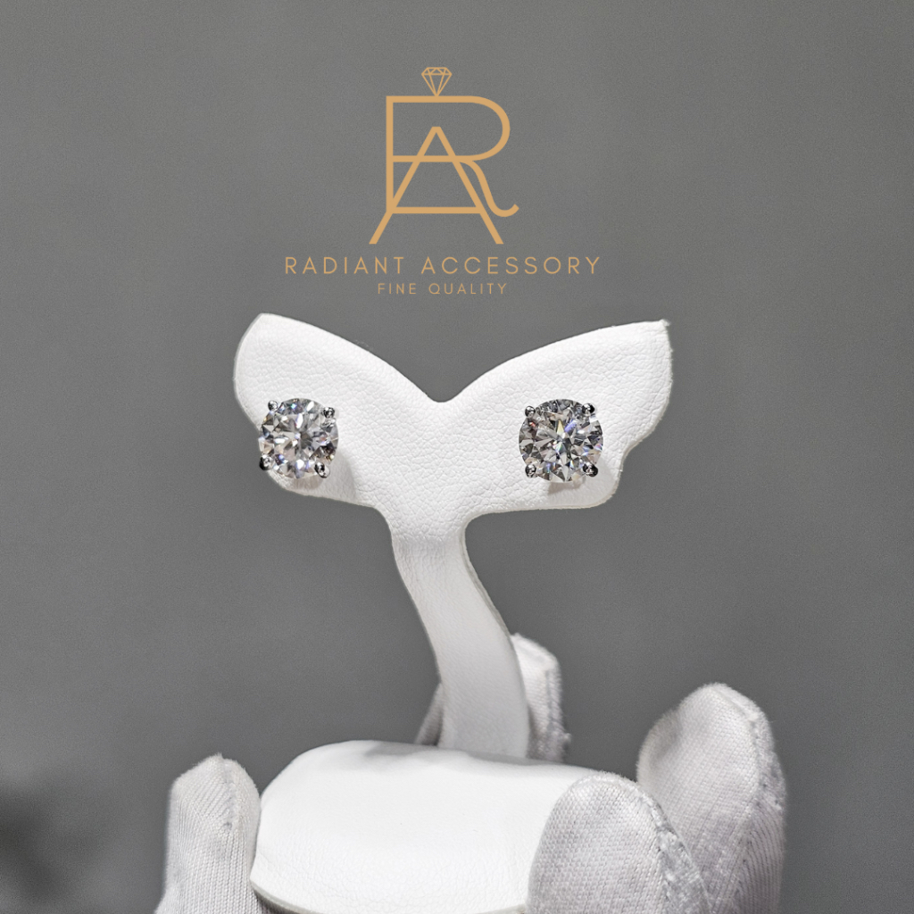 ต่างหูเงินแท้ ฝังเพชร Moissanite 4 กะรัต ชุบทองคำขาว ดีไซน์เรียบหรู
