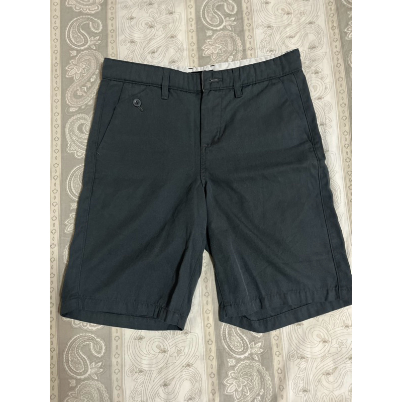 กางเกงขาสั้นยี่ห้อ erawon สีกรมท่า