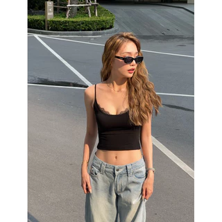 CURVF Lacey Top เสื้อสายเดี่ยวแต่งลูกไม้ ผ้า2ชั้น