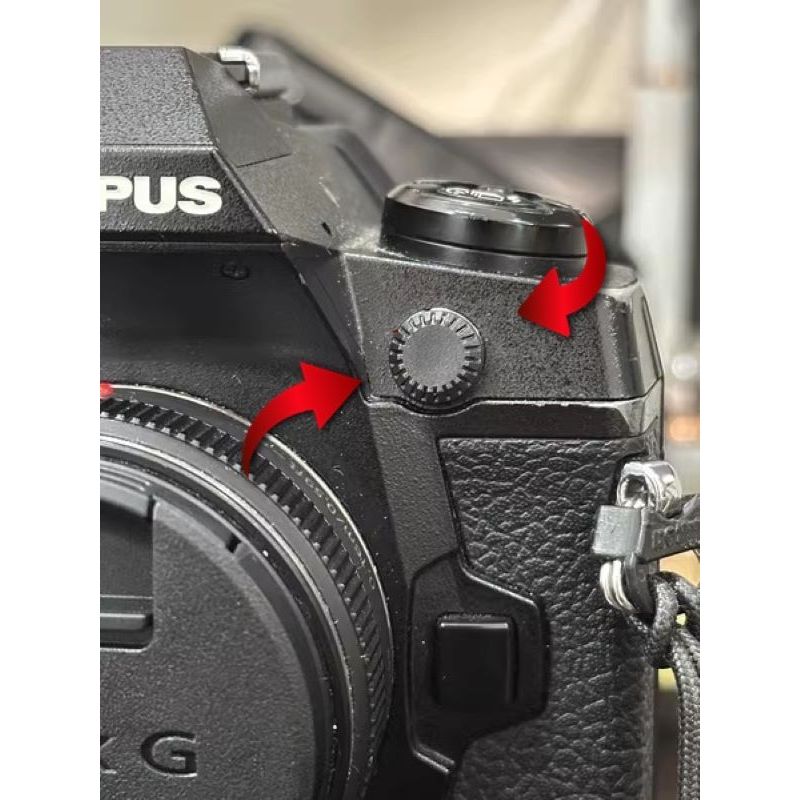 พลาสติก ปิดช่องซิงค์พอร์ต Olympus E-M1 EM1 Mark II E-M1 Mark III EM5 Mark II EM5 Mark III  PC SYNC T