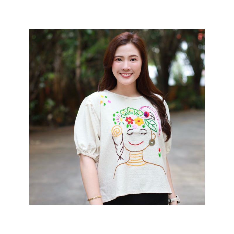 เสื้อผ้าฝ้ายลายปักน่ารัก ปักลายด้วยมือ