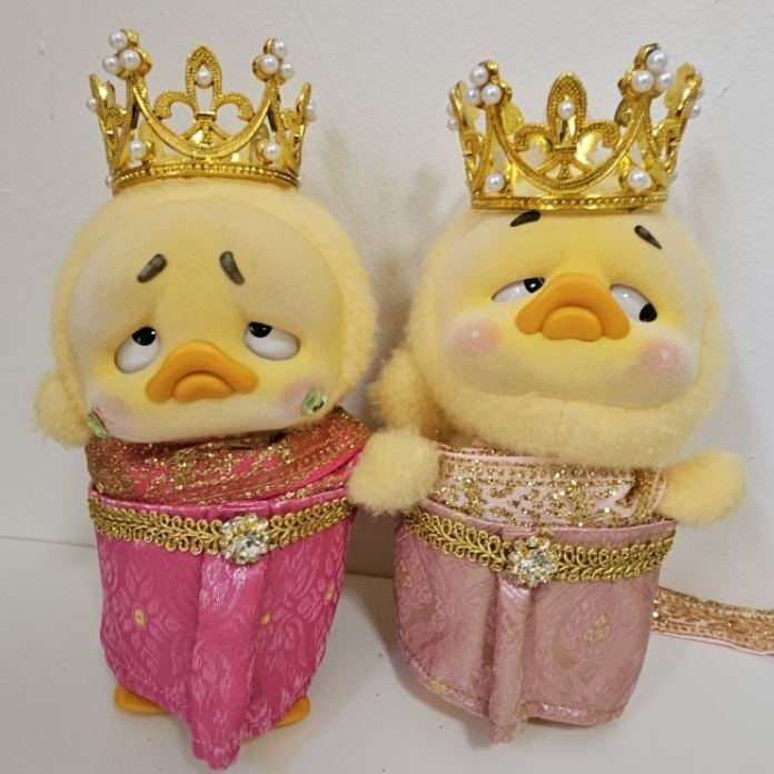 ชุดเป็ด UpsetDuck ชุดไทย UpsetDuck ของส่งในไทย