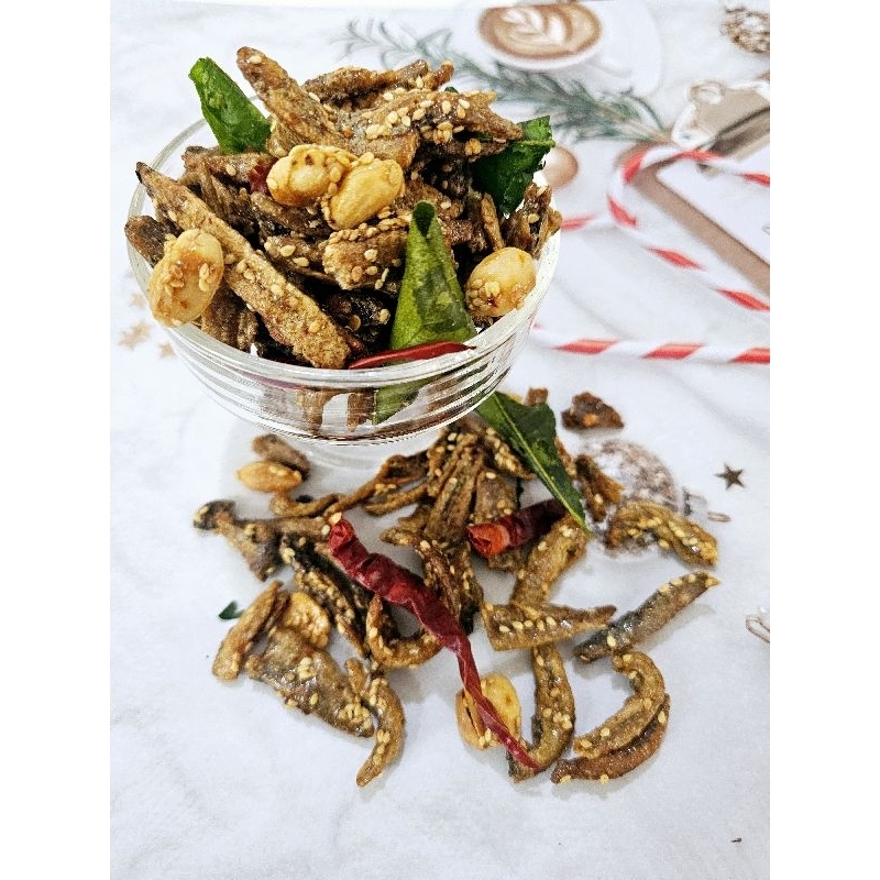 ปลากรอบสมุนไพร 3 รส 500 กรัม (SP) กรอบ อร่อย ไม่แข็ง การันตีคุณภาพ