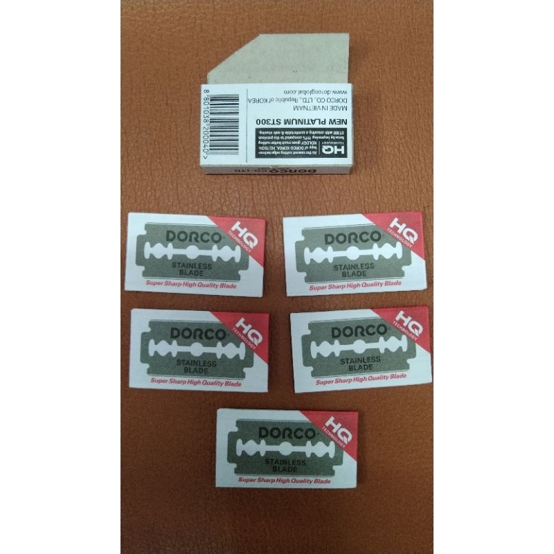 ใบมีดโกนกล่องเล็ก(5ใบ) มีดโกนหนวด ใบมีดโกน2คม dorco รุ่น st300