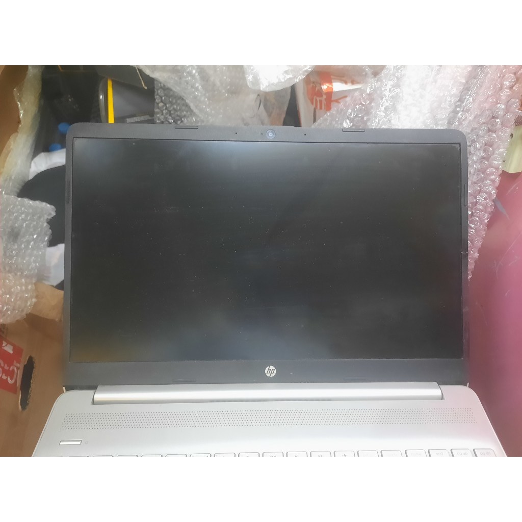 จอโน๊ตบุค  15.6 HP 15S-FQ1012TU+บอร์ดีสภายสวยแถมบอร์ดเจน i5 10 Intel Core i5-1035G1 บอร์ดไม่ติดไฟเข้