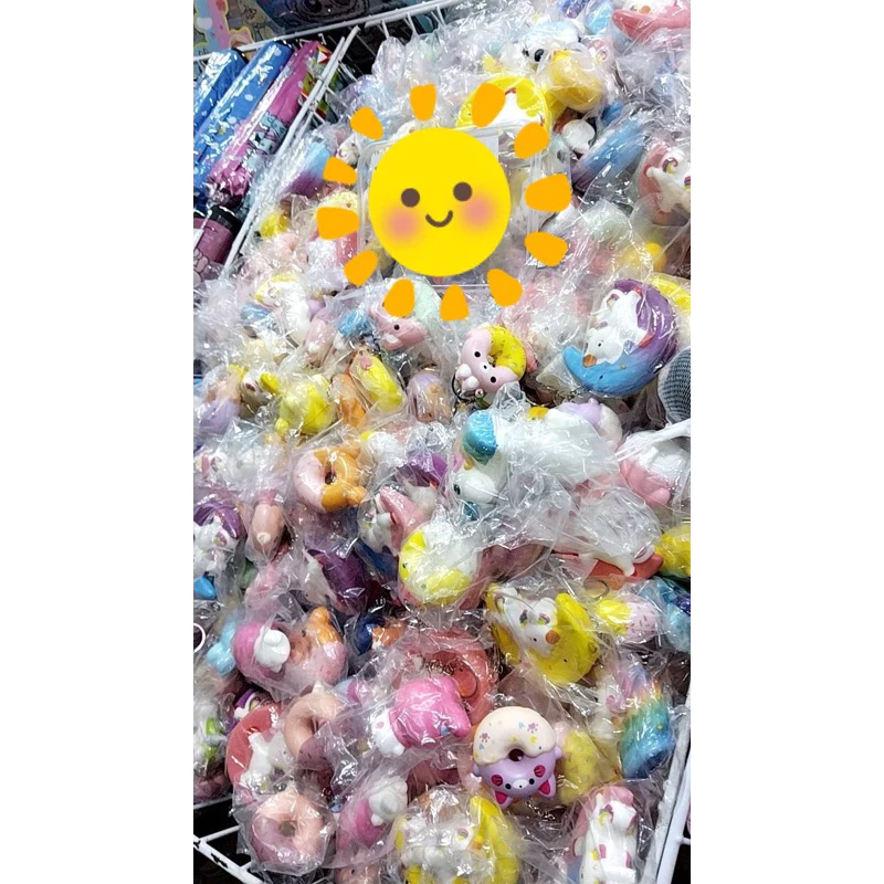 (ยกโหล12ชิ้น) สกุชชี่พวงกุญแจ สกุชชี่ขนมปัง ลายการ์ตูน หมีเนย เป็ด หมูเด้ง คาปิบาร่า ของเล่นสำหรับเด็ก