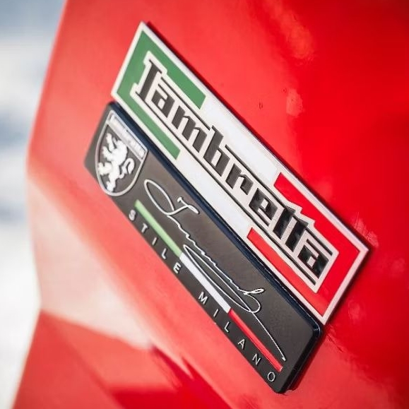 ลายใหม่! เพลท สแตนเลส Lambretta ติดคู่กับ เพลทแลมด้านใน X300 X200 G350 ติดคู่เพลทเดิมรถได้พอดี ลงตัว