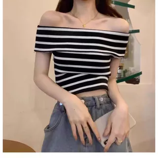 พร้อมส่งในไทย**เสื้อเปิดไหล่ พับครึ่งบน ผ้าไหมพรมยืด ผ้านิ่ม Y113