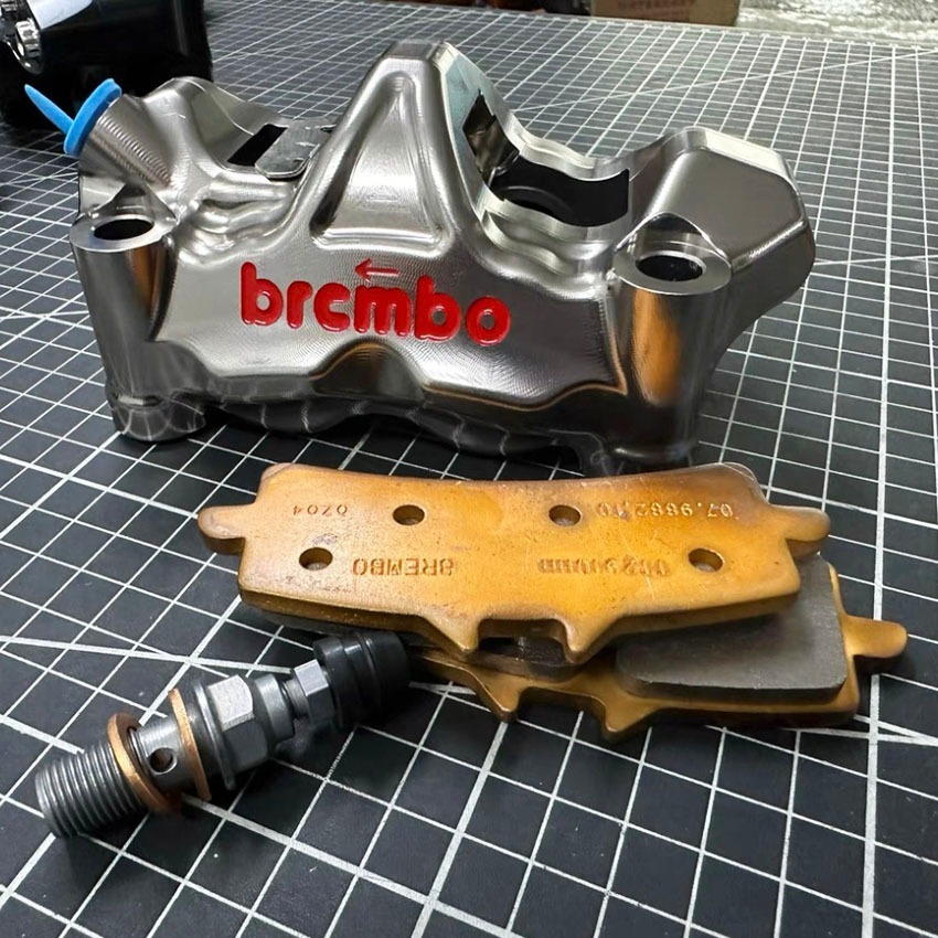 มือ1 คาลิปเปอร์ปั๊มเบรกล่าง ปั้มเบรก Brembo 484 GP4 RX 100mm AGOI สําหรับรถจักรยานยนต์ไฟฟ้าปั๊มเบรก 