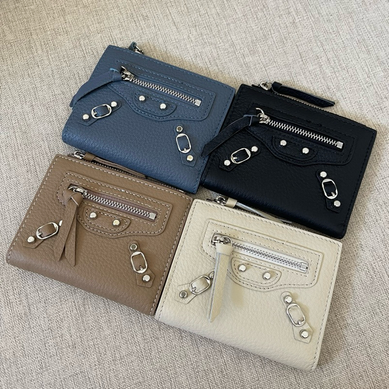 short wallet กระเป๋าสตางค์ทรงสั้น