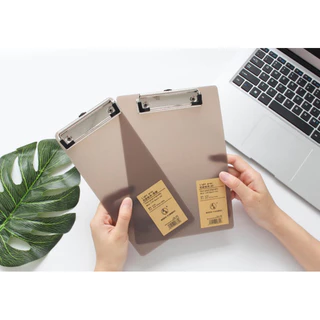 <ใหม่! สีขาวขุ่น> แผ่นรองเขียนพลาสติก |ขาว-ดำ-กาแฟขุ่น| บิล,A4,A5,A6 Writting Pad แผ่นรองเซ็นต์ แบบหนีบ คลิปบอร์ด