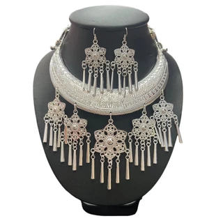 Accessories สร้อยคอแฟชั่นเก่า สร้อยอีสานชุดล้านนาไทสร้อยเงินต่างหู สีรมดํา เงิน สินค้าพร้อมส่ง