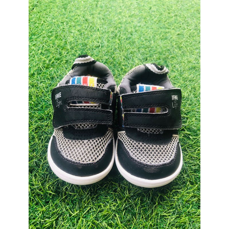 รองเท้าผ้าใบเด็ก แบรนด์ IFME มือสอง