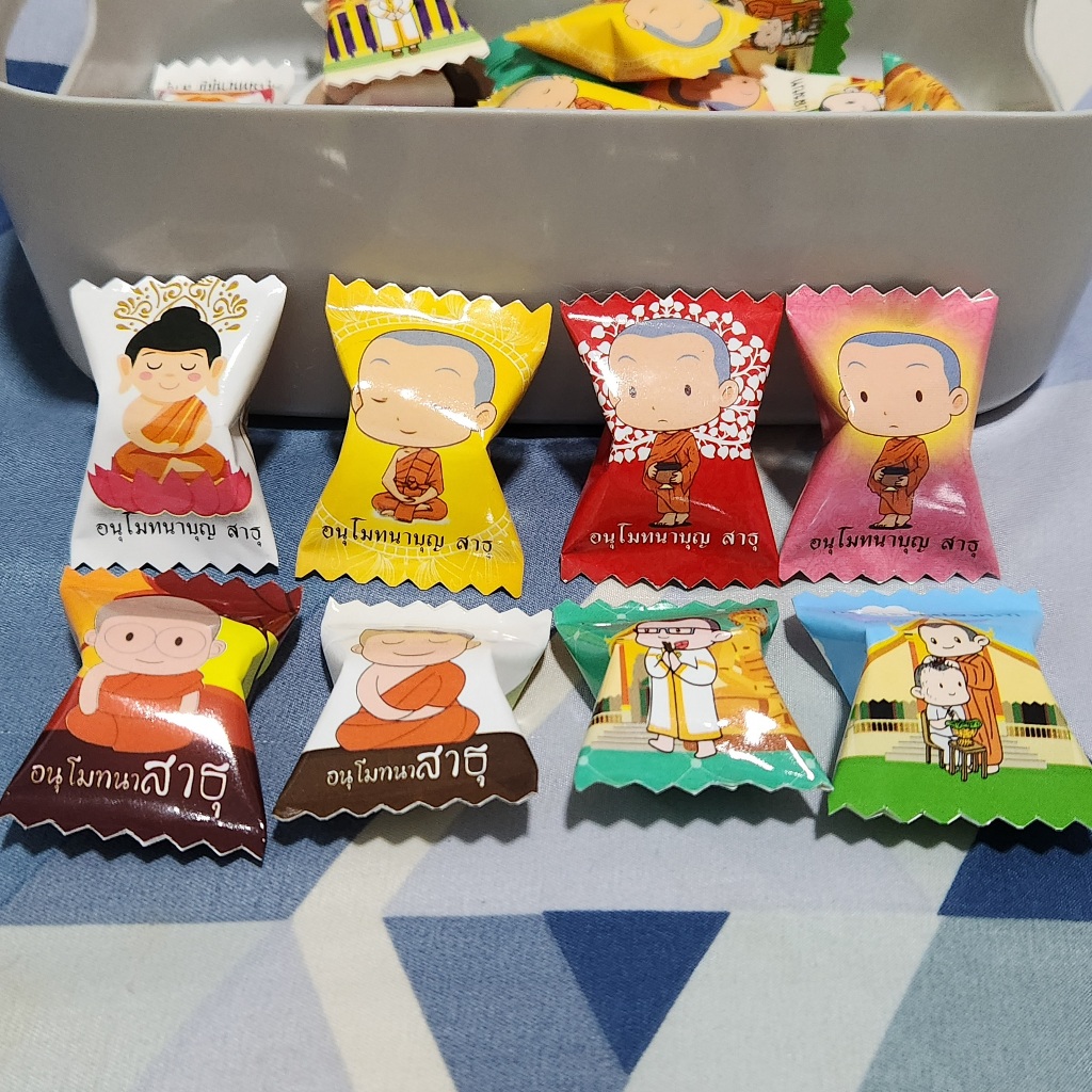 กระดาษพับเหรียญโปรยทาน งานบวช แบบซองลูกอม(ห่อ 100 ชิ้น)