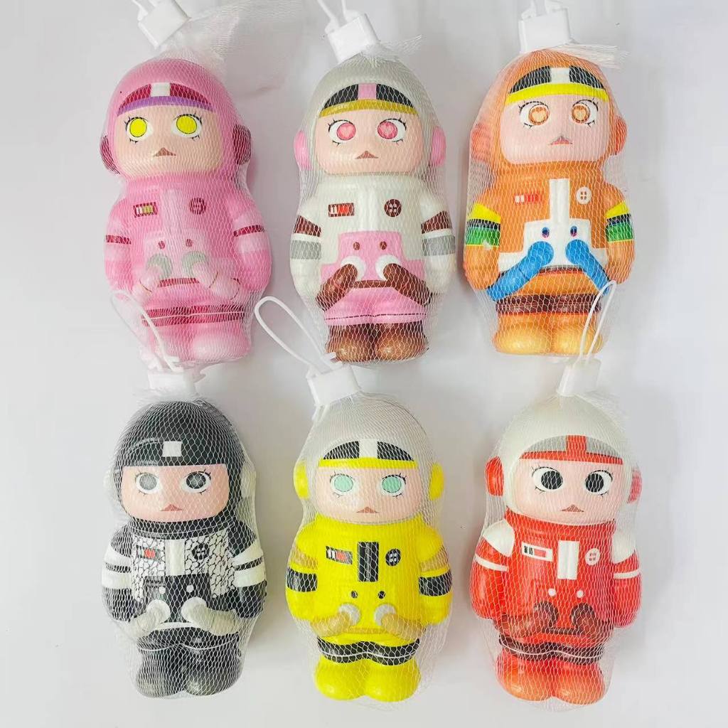 p m 12ซม ของเล่นบีบอัดตุ๊กตาการ์ตูนยอดนิยมใหม่นุ่มและยืดหยุ่น