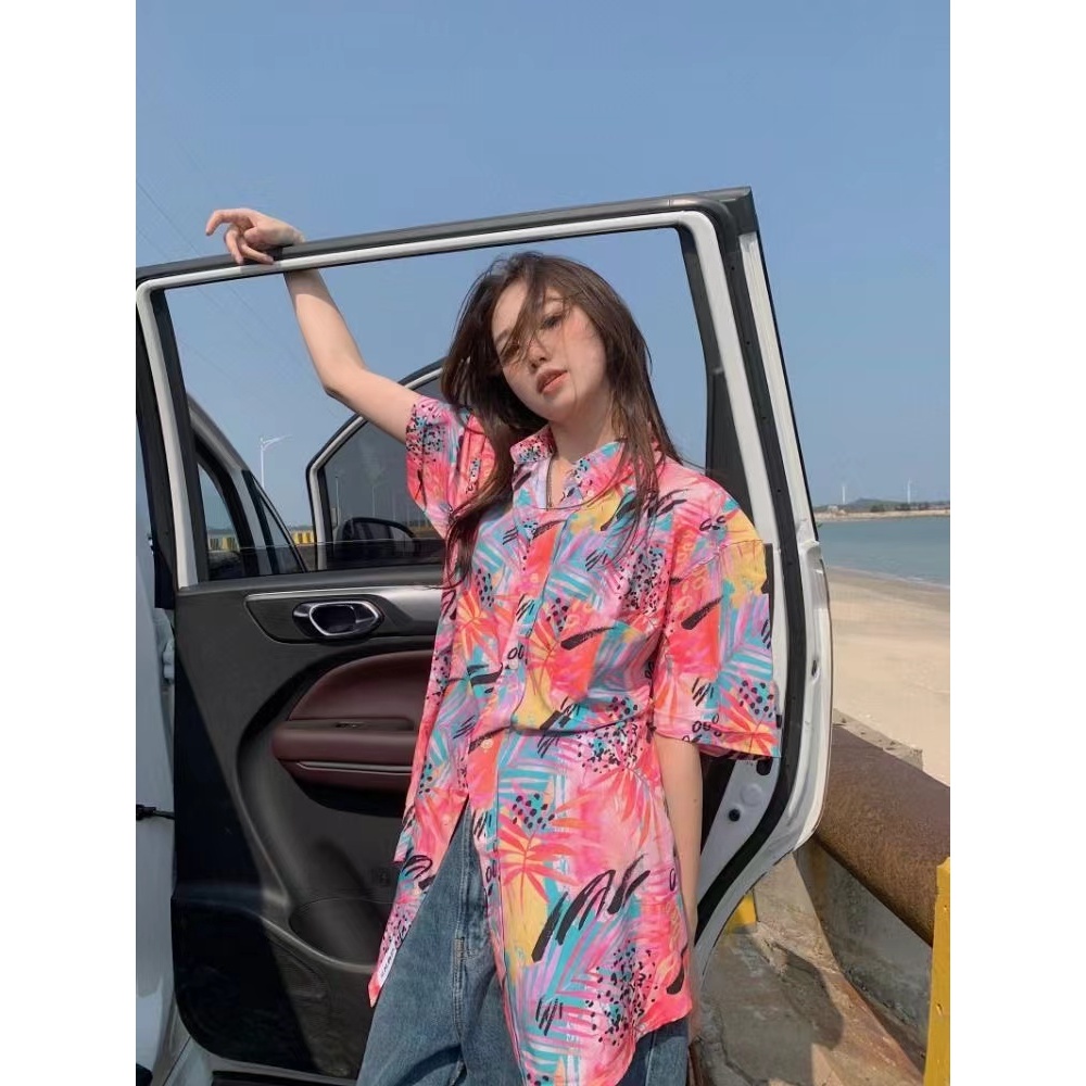 เสื้อเชิ้ตฮาวาย ลําลอง ทรงหลวม ขนาดใหญ่ เหมาะกับเดินชายหาดกลางแจ้ง แฟชั่นฤดูร้อน สไตล์เกาหลีวินเทจ สําหรับผู้ชาย มาใหม่