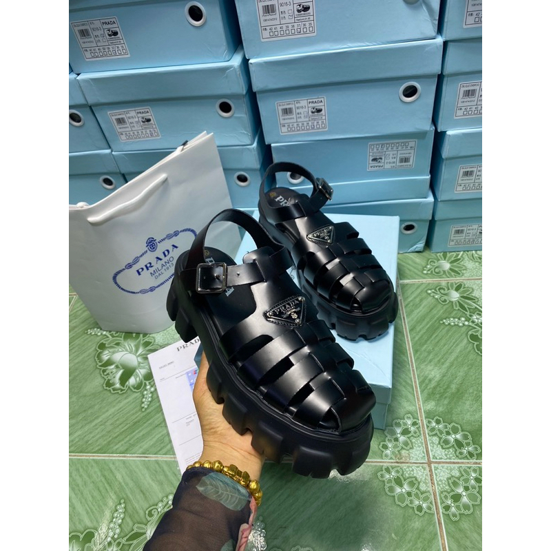 รองเท้าแตะ🎉แบบรัดส้น Pr*da งานHi end 1:1 (size36-40)แถมกล่อง