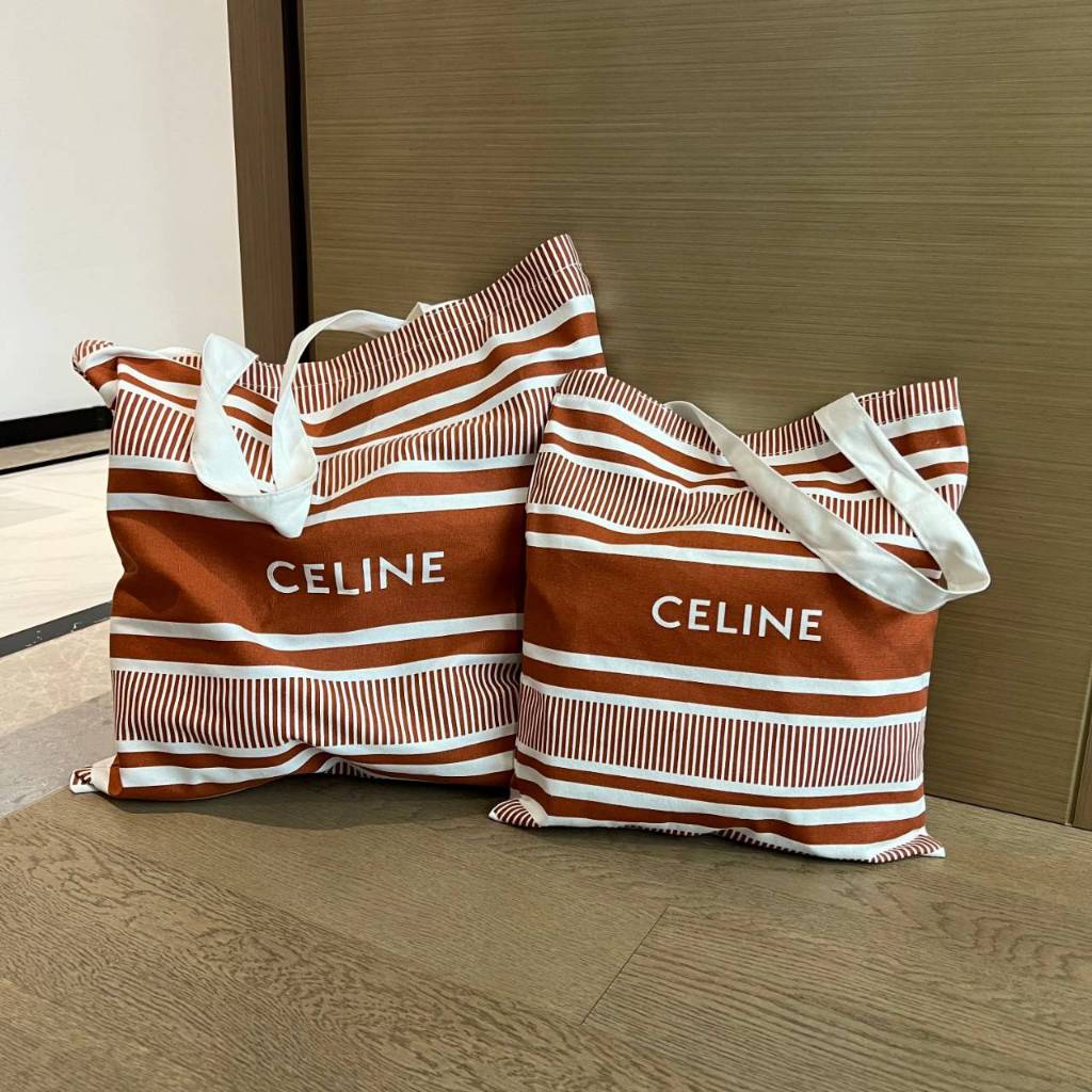 Celine กระเป๋าผ้าLimited Beauty VIP Canvas Tot bag