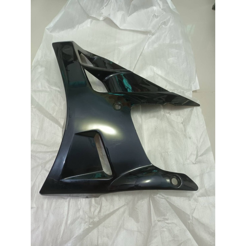 ปีกหม้อน้ำ Yamaha rr120 สีดำ ข้างซ้าย