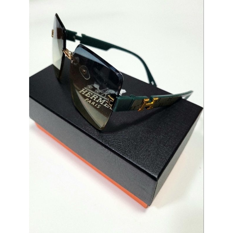 แว่นกันแดด HERMES UV 400 ไล่โทนสี ไม่มีขอบ ป้องกันแสงสะท้อน สำหรับผู้หญิง สีเขียว พร้อมกล่องและ อุปก