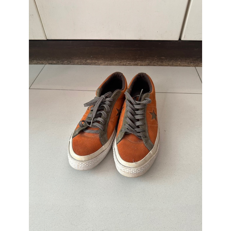 Converse One Star Ox 'Bold Mandarin’ มือสอง ของแท้ 100%