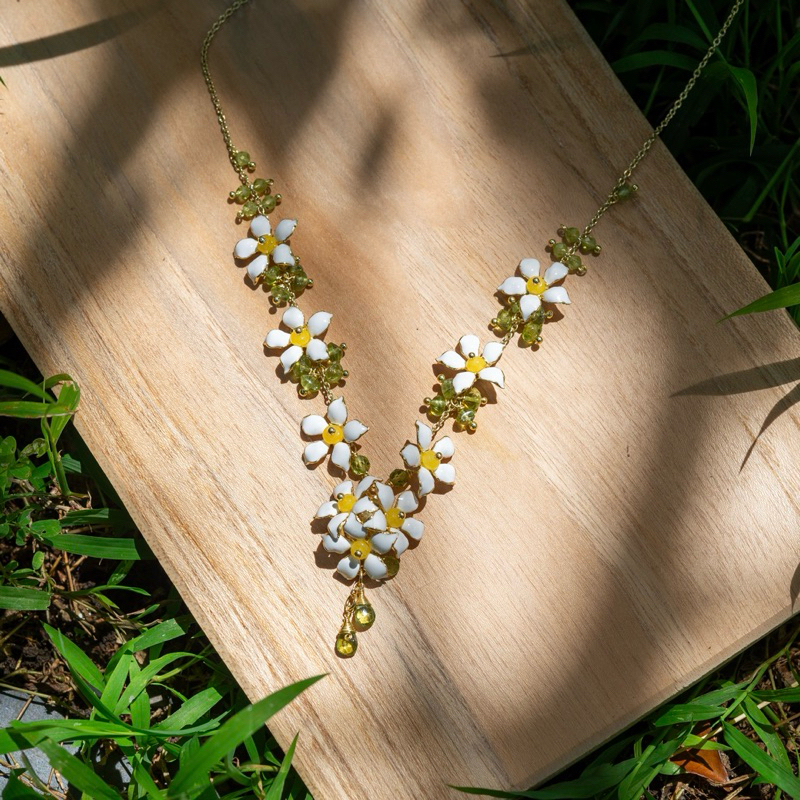 Hinkik Jewelry สร้อยคอดอกแก้ว สร้อยคอดอกไม้ ดอกไม้ไทย เพอริดอท งานแฮนด์เมด ของฝาก จากไทย
