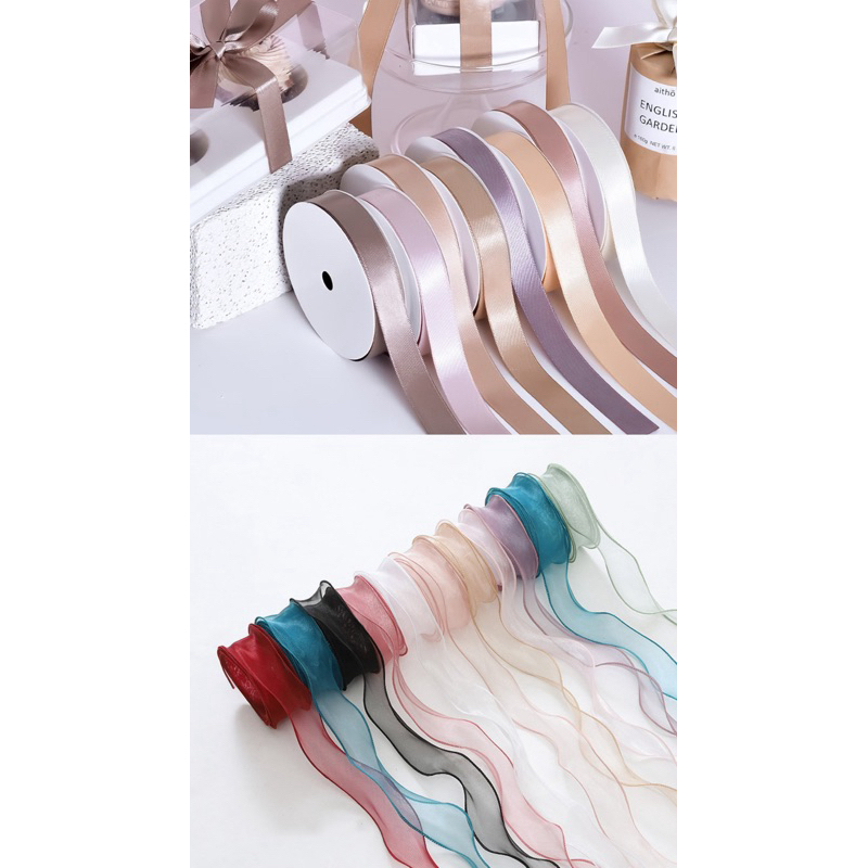 พร้อมส่ง!(22เมตร,46เมตร)ริบบิ้นซาตินขนาด2.5cm ยาว22เมตรและริบบิ้นผ้าแบบมีวอลลุ่มขนาด4cm ยาว 46เมตร