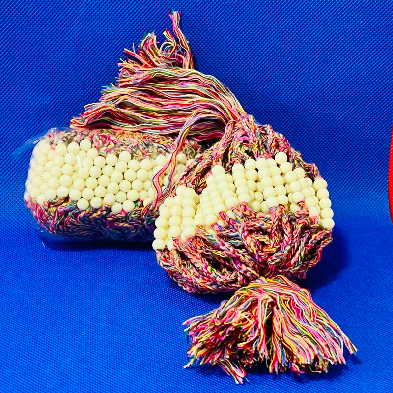 ด้ายแดง ด้ายสายสิญจน์ 7 สี สายสืญจน์ สำหรับนำไปเป็นเครื่องรับขวัญหรือผูกข้อมือ ในโอกาสที่เป็นงานมงคล